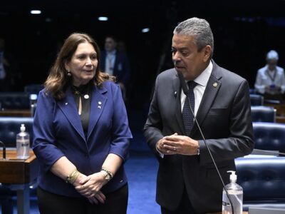 Bia Kicis protagoniza no Senado por projeto contra dor crônica