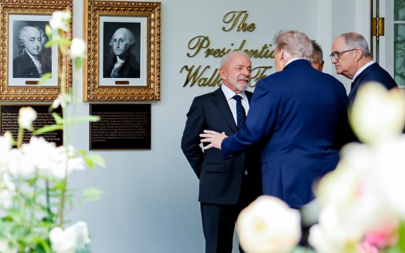 Lula e Trump têm reunião de 3 horas na Casa Branca