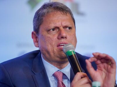 Tarcísio defende polícia após Nunes falar em perseguição
