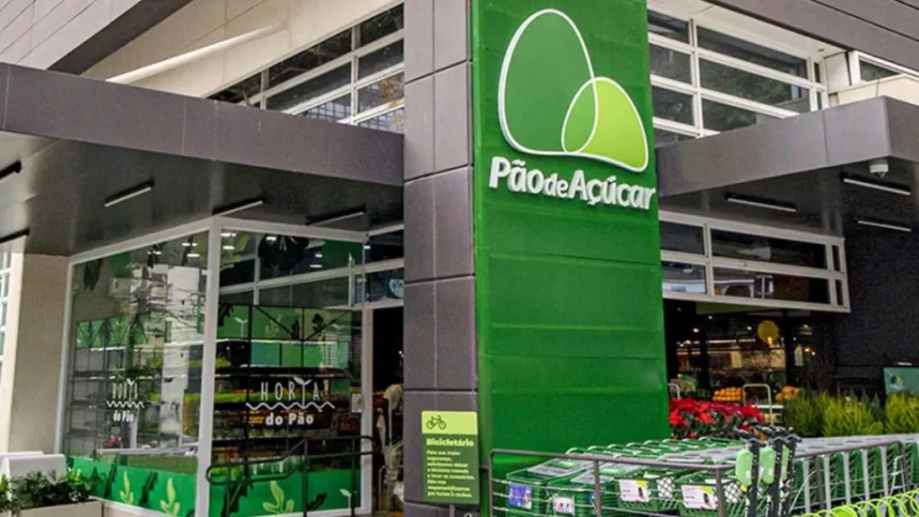 GPA tem prejuízo e queda de 9,6% na receita no 2º tri