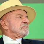 Lula usará chapéu pela primeira vez na foto da urna em 2026