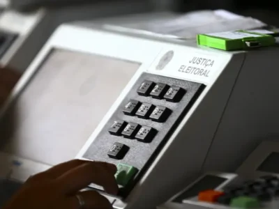 Candidatos ao GDF iniciam semana com sabatinas e atos de campanha